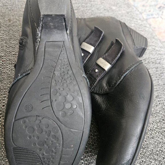 taos Black Leather Grunge Ankle Booties Steam Punk Silver Buckle boots biker 8.5 - Picture 3 of 12